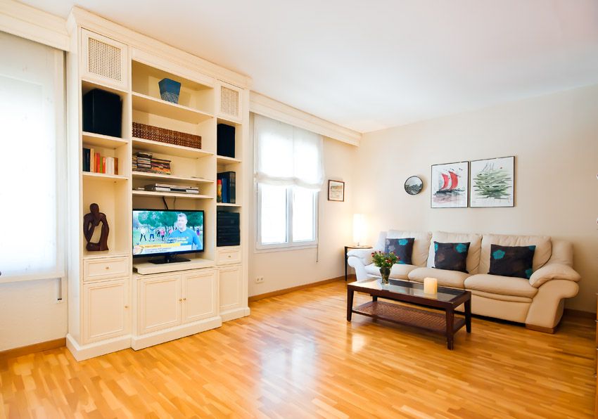 Sobre interiores en estilo español
